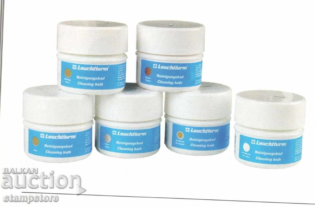 Soluție pentru curățarea monedelor de cupru-nichel/bimetalice