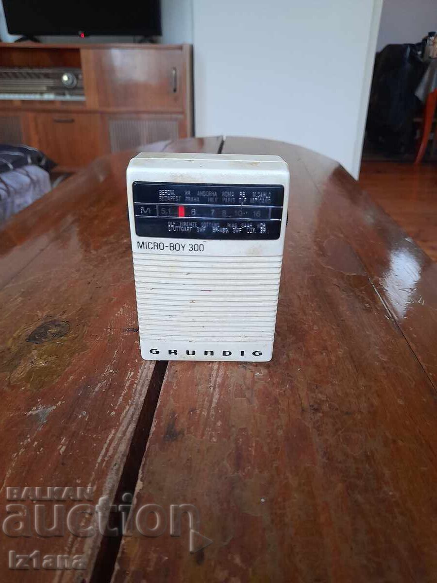 Radio vechi, receptor radio Grundig