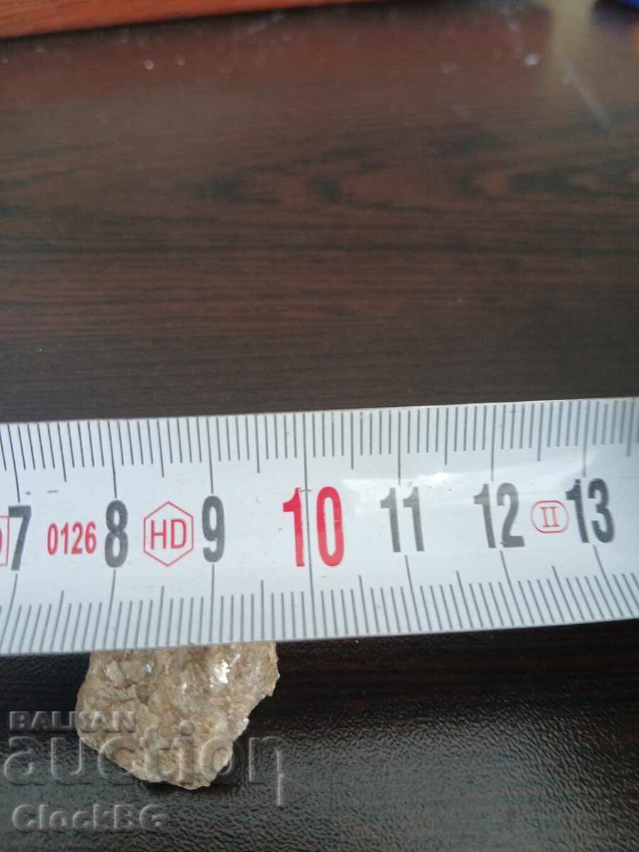 Cuarț + Muscovit (fragment de șist micaceu / pegmatit) cu preț € 1.00 | 1.96 BGN