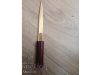 This is a German knife from Solingen