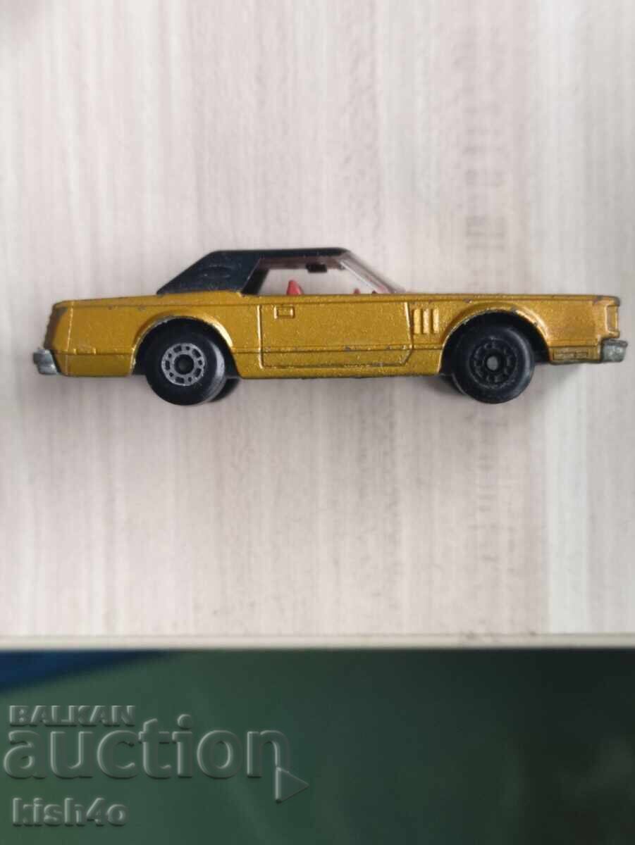 Matchbox Bulgaria - Lincoln Continental cu preț € 15.00 | 29.34 BGN