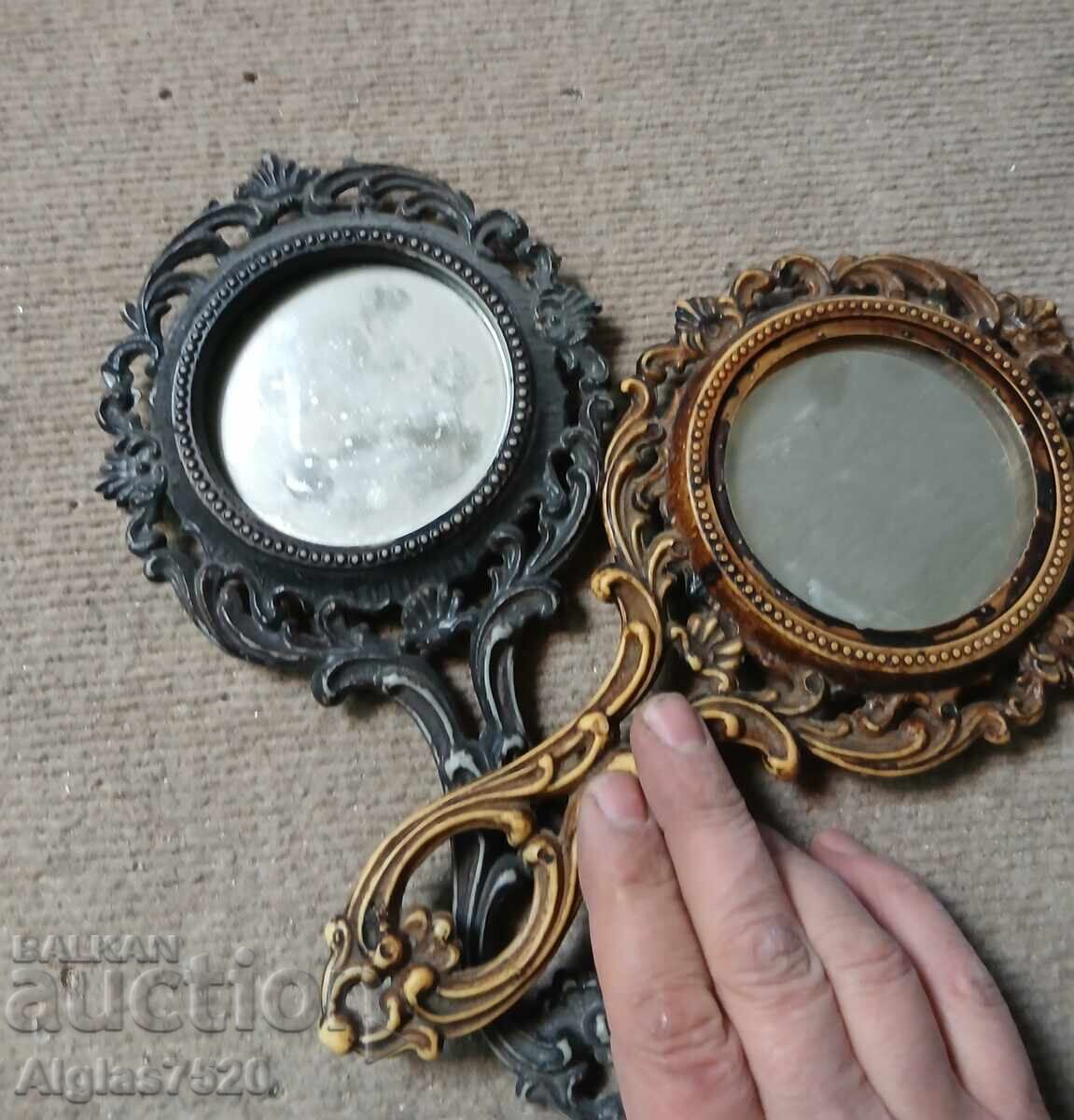 Livrarea 2 buc. oglinzi vechi Livrarea 2 buc. oglinzi vechi