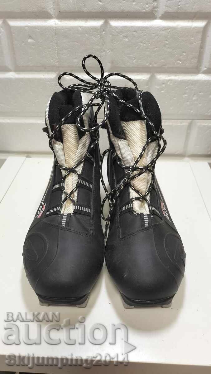 Зимни обувки за ски бягане ROSSIGNOL   42 EU с цена € 20.00 | 39.12 лв.