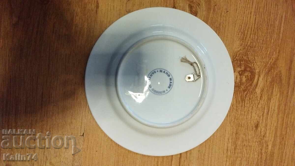 Licitație Farfurie decorativă din Dubai
