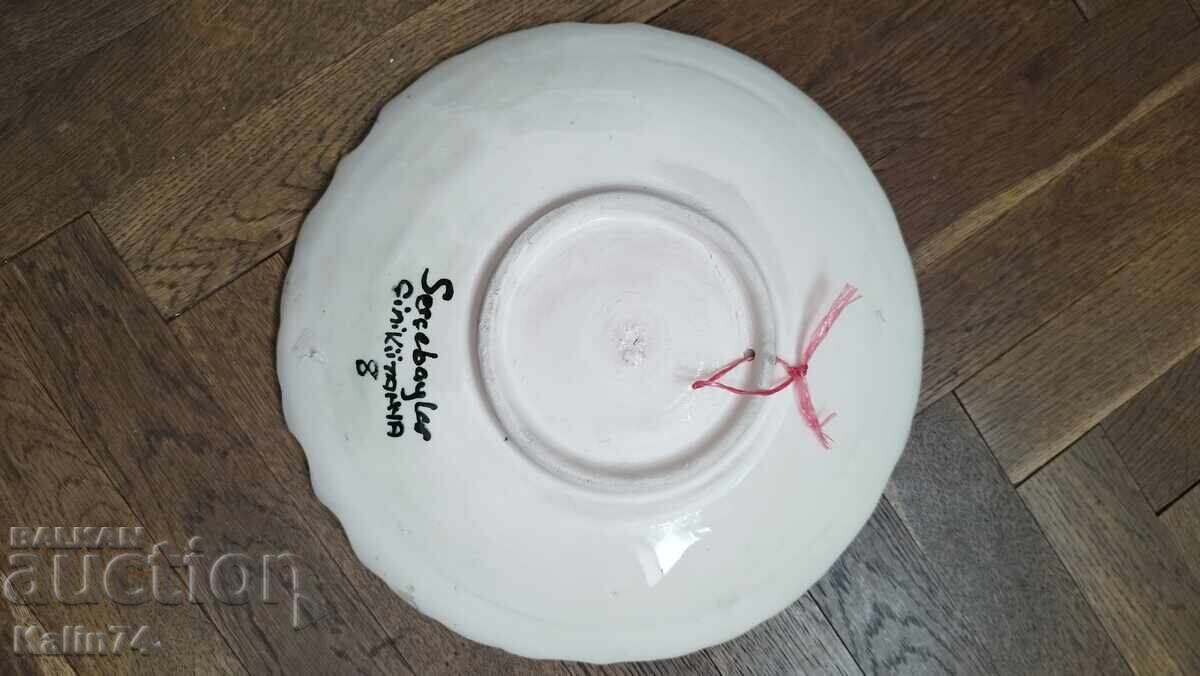 Delivery of Large decorative plate, handmade with a landmark Delivery of Large decorative plate, handmade with a landmark
