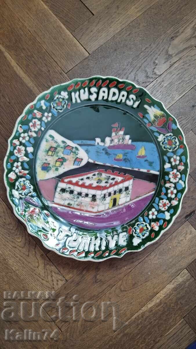 Μεγάλο διακοσμητικό πιάτο, χειροποίητο με αξιοθέατα