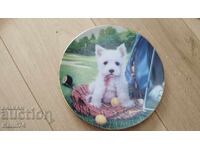 Collectible porcelain wall plate