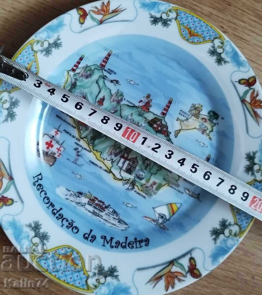 Όμορφη πορτογαλική πιατέλα με τιμή € 12.00 | 23.47 BGN