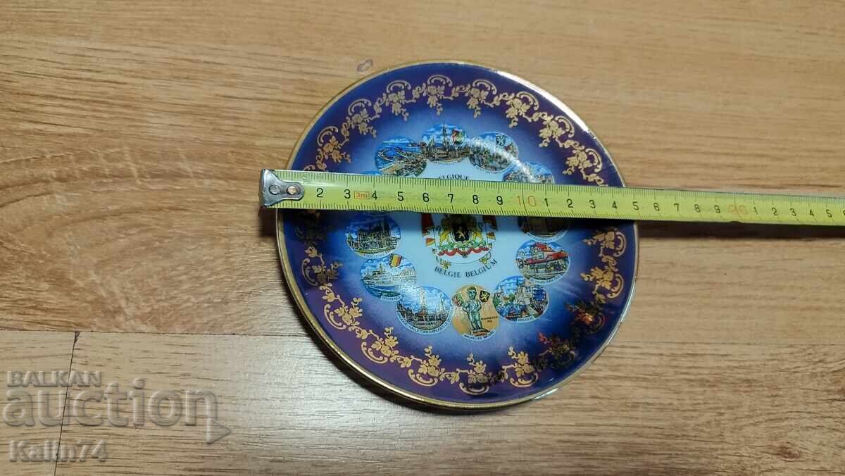 Όμορφο πιάτο από το Βέλγιο. με τιμή € 10.00 | 19.56 BGN