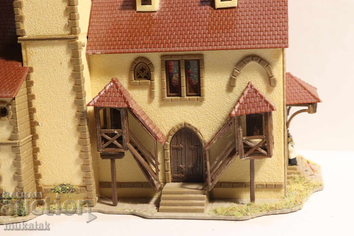 FALLER? KIBRI?  N  1/160   СГРАДА ЦЪРКВА    ВАГОН  ВЛАК  ЖП - 7