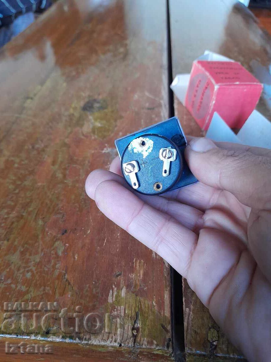 Παλαιό Μαγνητοηλεκτρικό όργανο πίνακα MP40 - 5