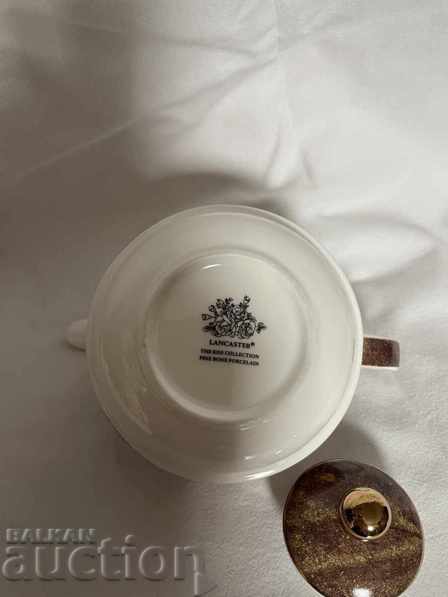 Small jug - 10 cm (200ml), marked with price € 7.95 | 15.55 BGN