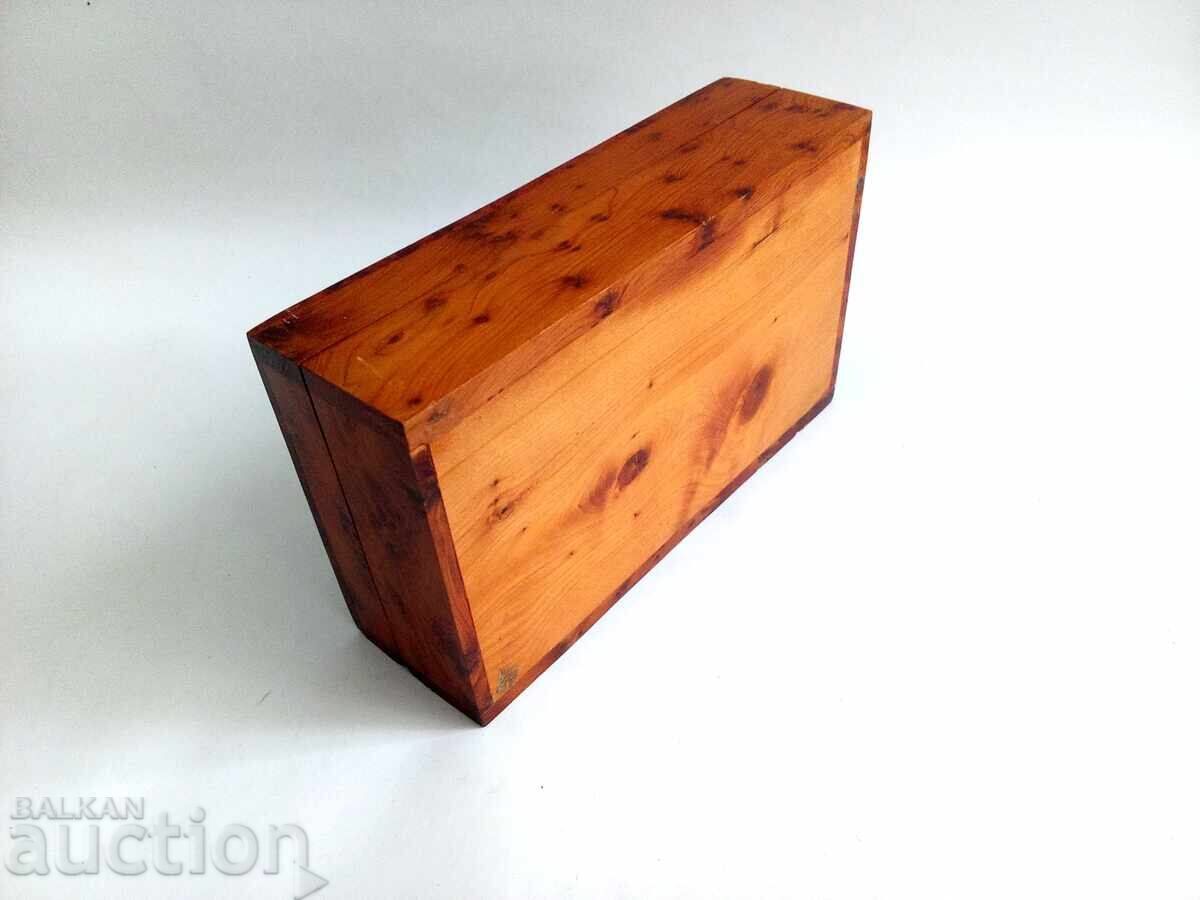 Μεγάλο χειροποίητο ξύλινο κουτί για πίπες ή πούρα - 6