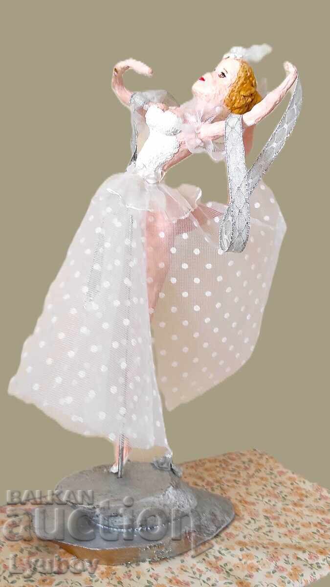 Paper mache ballerina doll - 7 Paper mache ballerina doll - 7