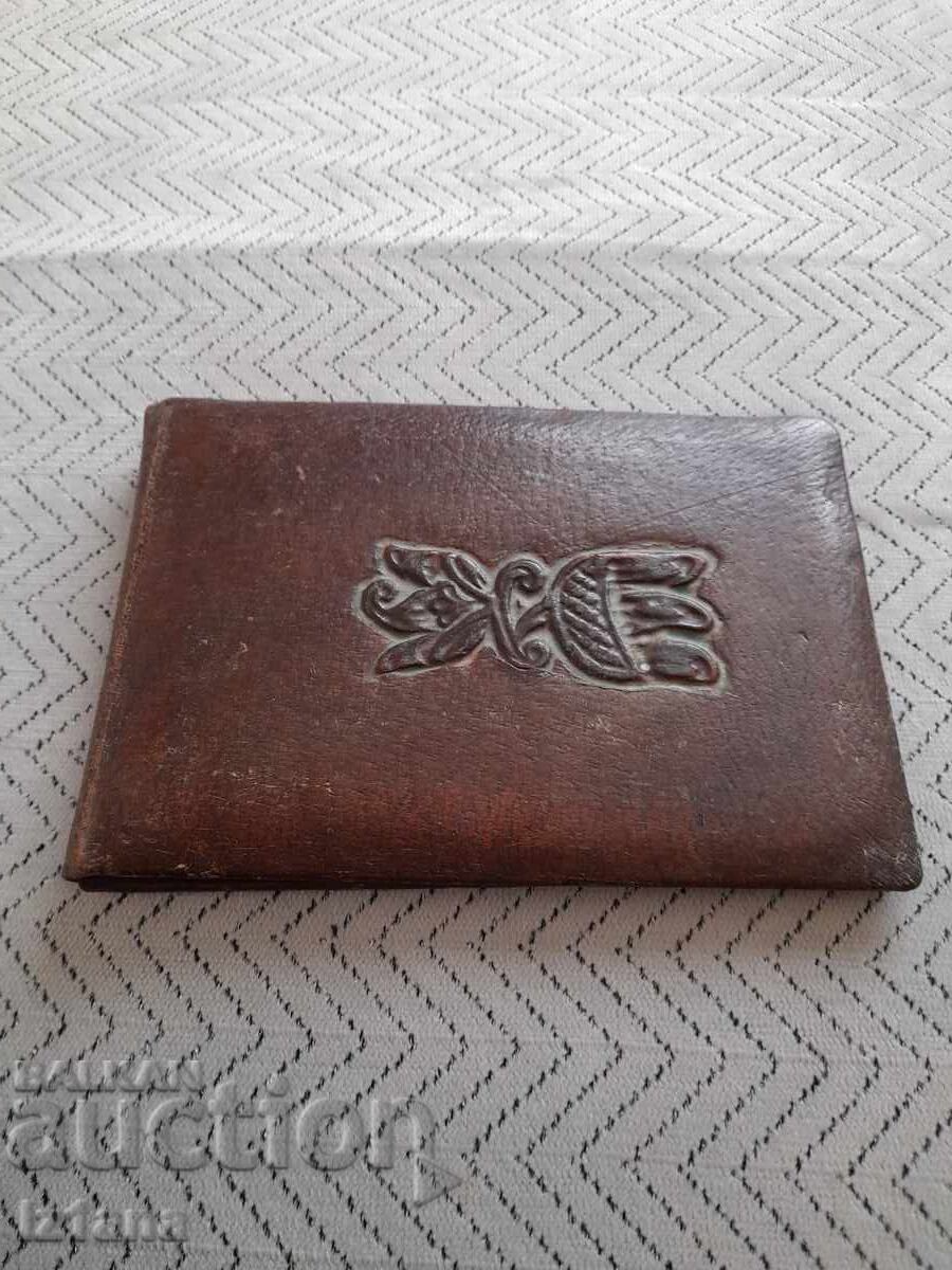 Παλιά δερμάτινη θήκη Παλιά δερμάτινη θήκη