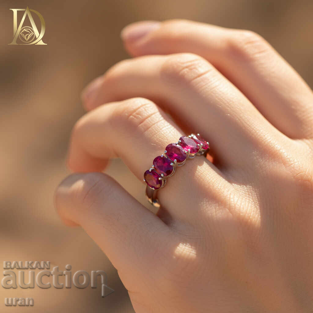 Auction  New Gold Ring with 4.38ct Natural Rubies