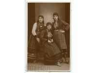 Народни носии