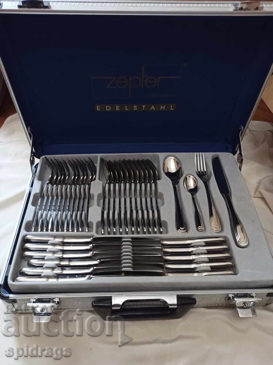 Прибори за хранене Zepter с цена € 600.00 | 1173.50 лв. Прибори за хранене Zepter с цена € 600.00 | 1173.50 лв.