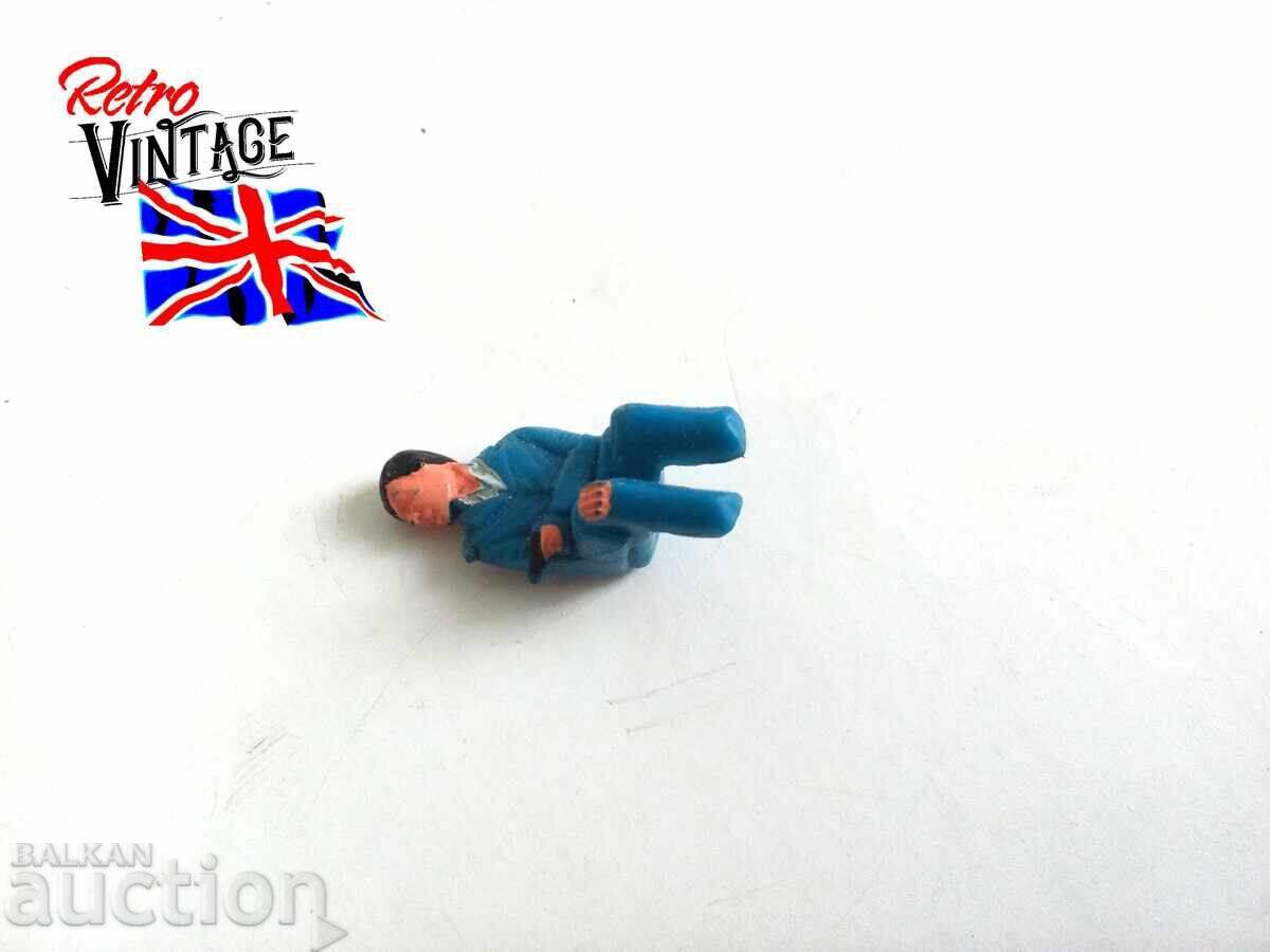 Φιγούρα κακού από τη σειρά Corgi 271 James Bond, Aston