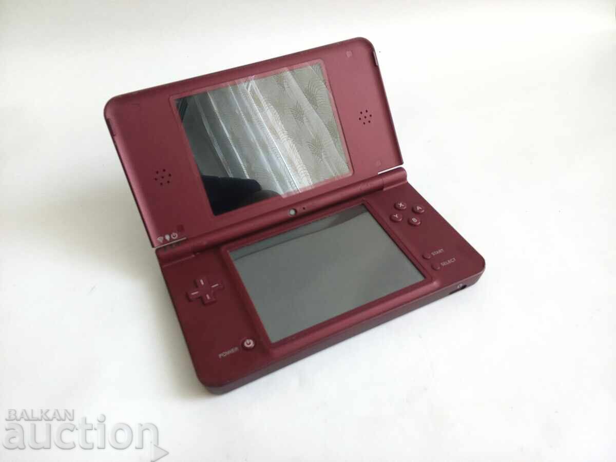 Nintendo DSi XL