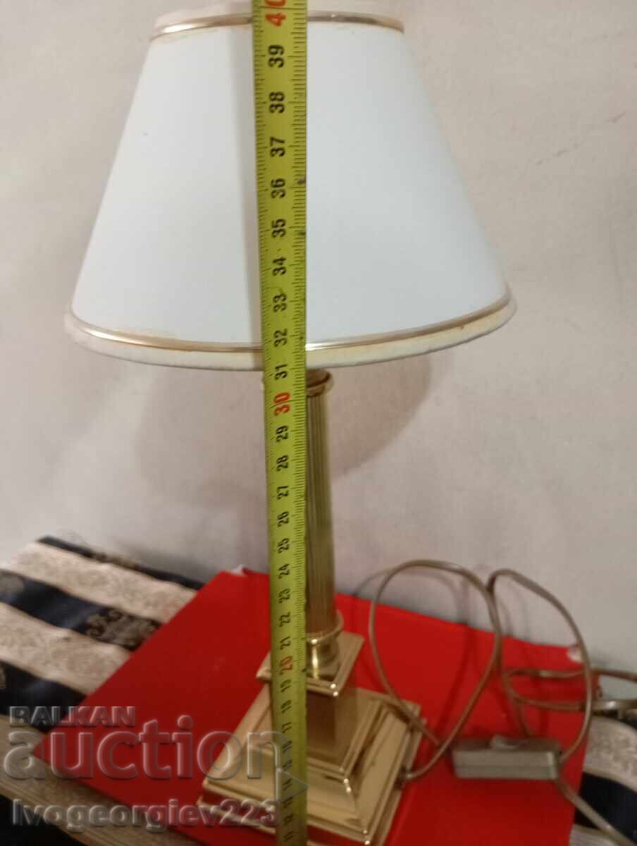 Δημοπρασία Vintage επιτραπέζιο φωτιστικό