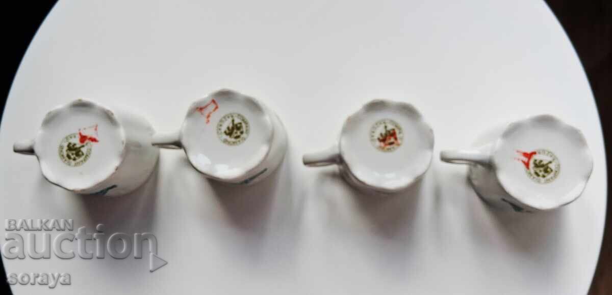 Livrarea 4 cești vechi de porțelan pentru cafea de la hotel Rila din Sofia