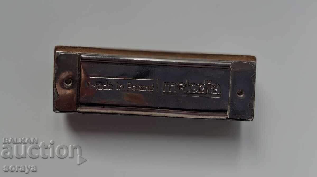 Доставка на Стара полска хармоника от Melodia Relaks