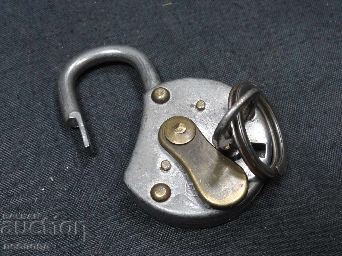 Licitație VECHI CĂTĂNAR RETRO CU CHEIE BORA GERMANY