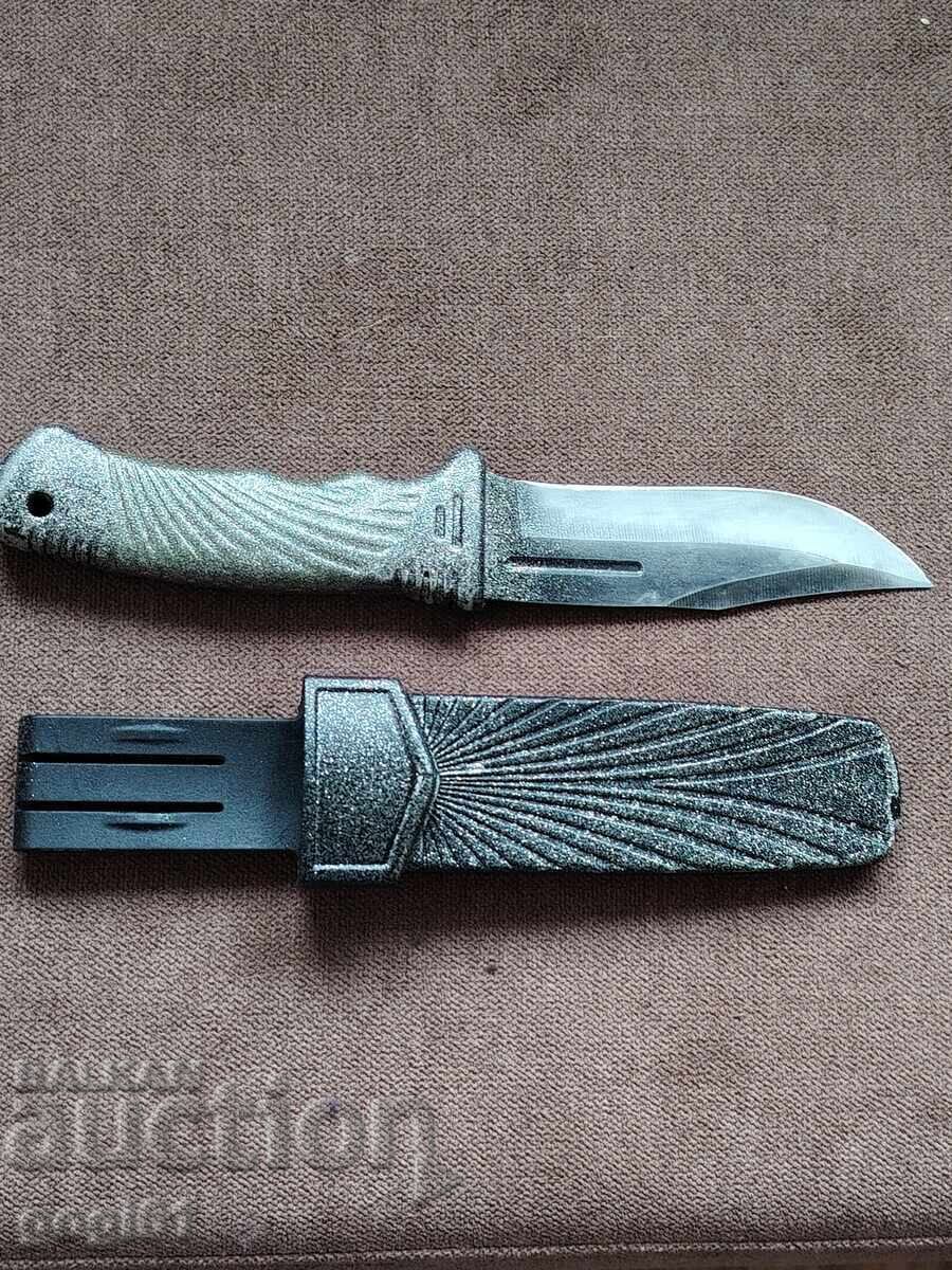 Μαχαίρι από καλό ατσάλι - 6