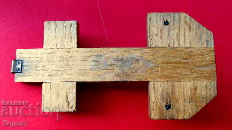 Cruce catolică veche, crucifix de perete - 5