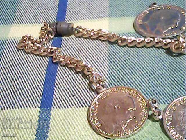 Δημοπρασία Όμορφο κολιέ από νομίσματα για φορεσιά