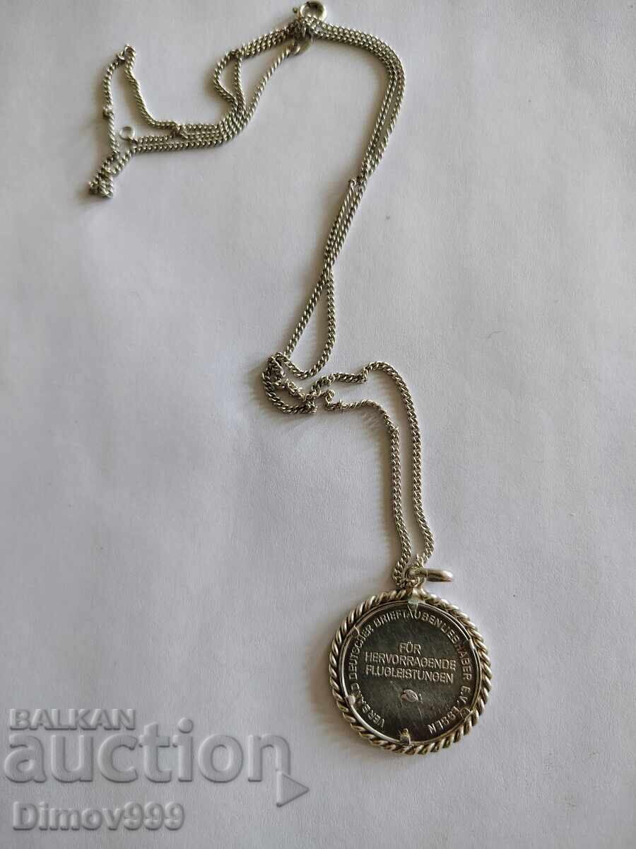 Licitație Medalion argint Asociația porumbeilor voiajori Essen