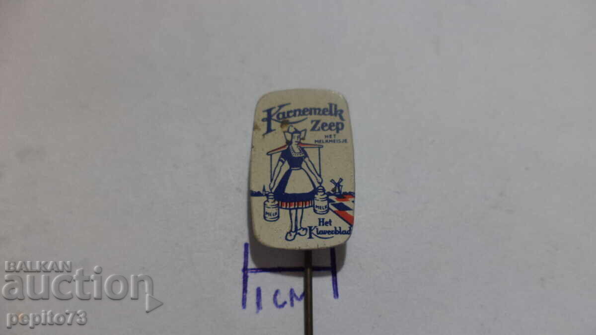 Reclamă insignă, Kacnemelk Zeep, săpunuri cu preț € 0.50 | 0.98 BGN