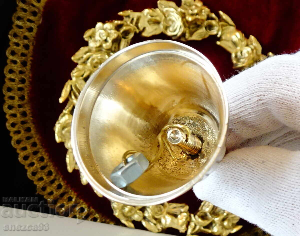Clopoțel din bronz argintat, clopoțel, relief cu preț € 13.00 | 25.43 BGN