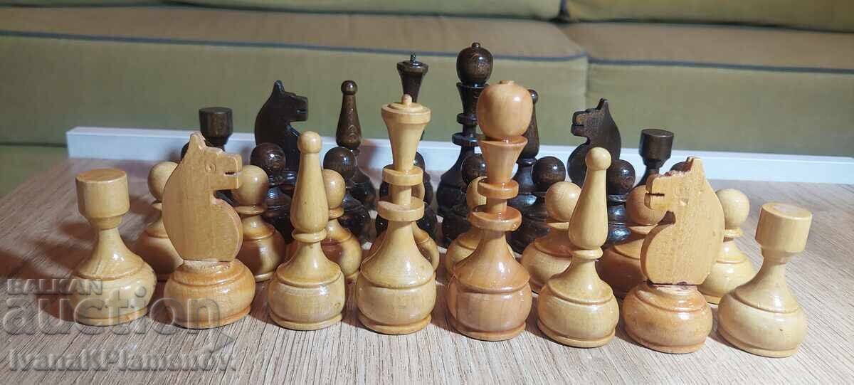 Фигури за шах  дървени за ценители