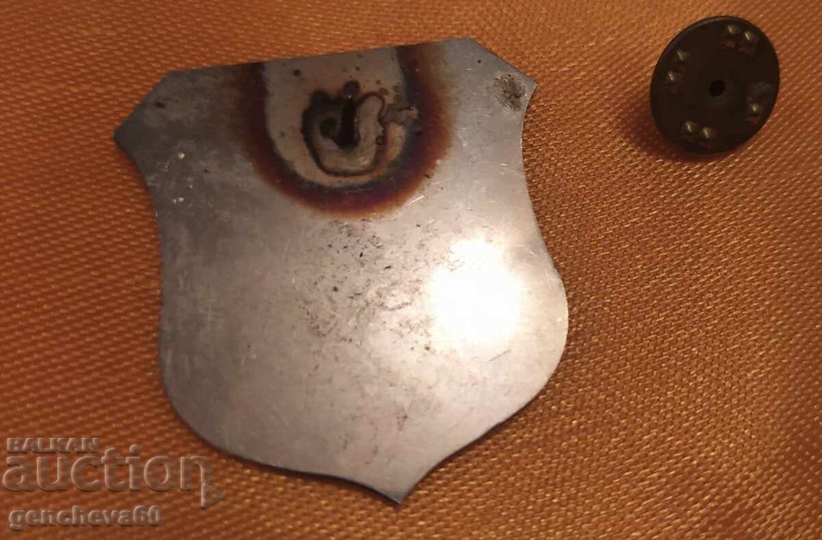 Rar insignă 50 ani BAZĂ AERIANĂ „RAVNEȚ” - MiG-29 - 7 Rar insignă 50 ani BAZĂ AERIANĂ „RAVNEȚ” - MiG-29 - 7