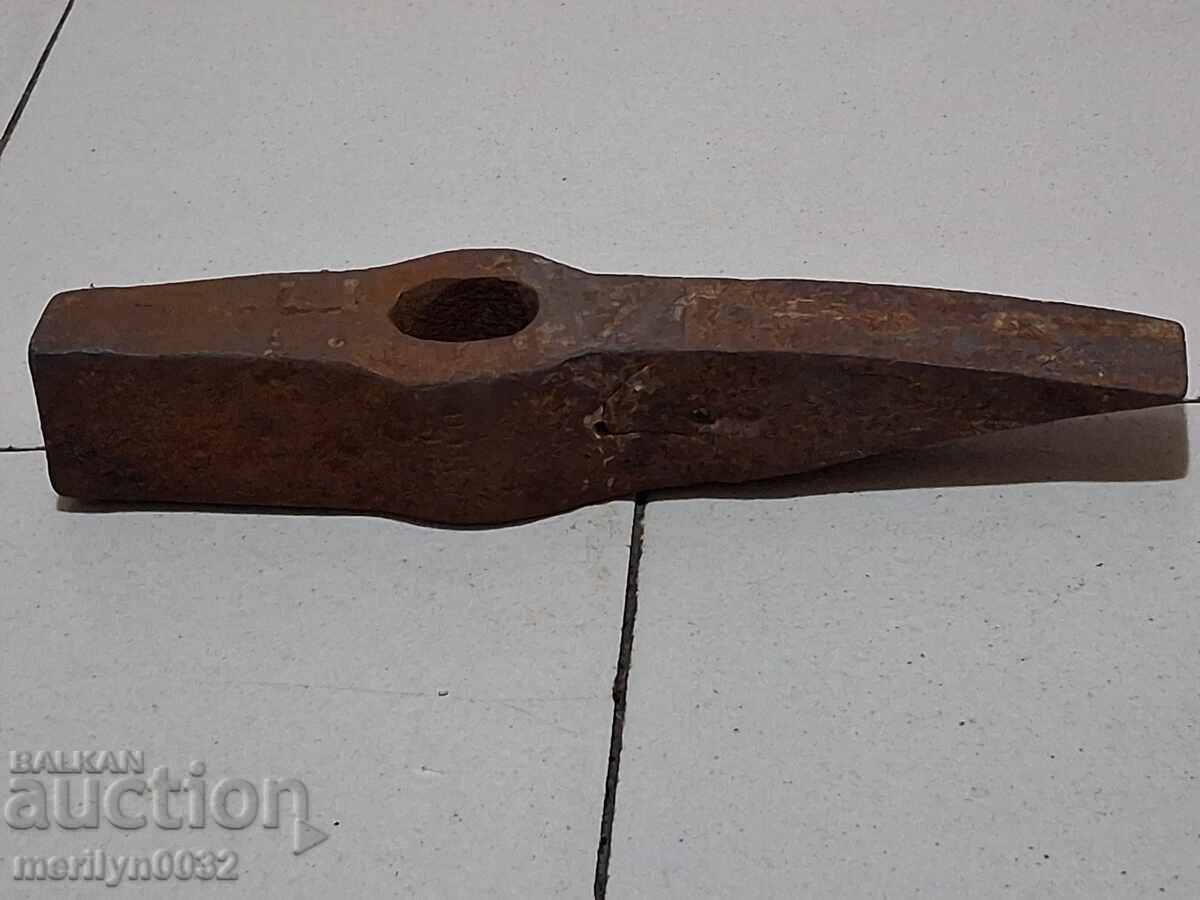 Old mason's hammer, tool, pickaxe with price € 29.94 | 58.56 BGN