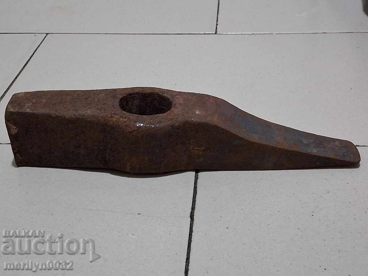 Стар каменарски чук, инструмент, кирка Стар каменарски чук, инструмент, кирка