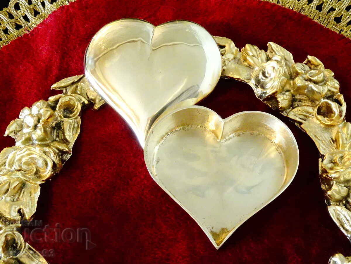 Cutie de bijuterii din bronz Inimă