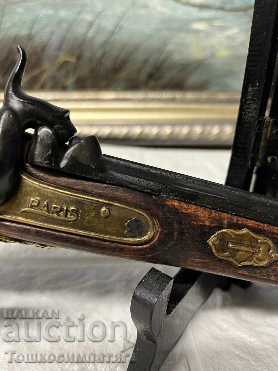 Pistol frumos, vechi cu preț € 80.00 | 156.47 BGN