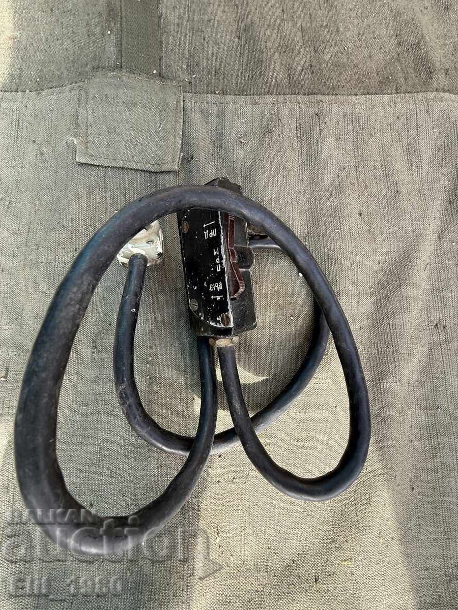 Разговорник за танкистки шлемофон