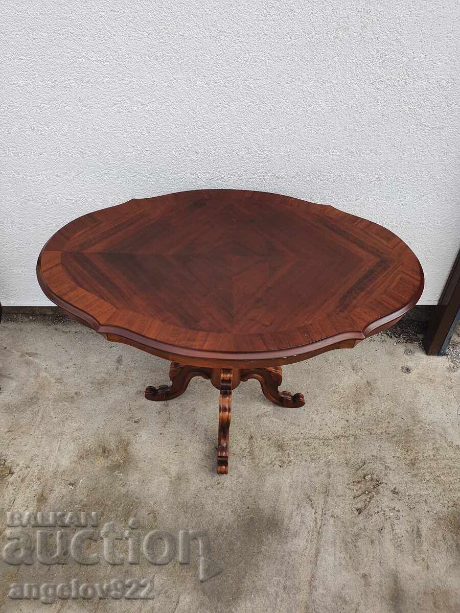 Красива винтидж холна маса масив!!! с цена € 0.01 | 0.02 лв. Красива винтидж холна маса масив!!! с цена € 0.01 | 0.02 лв.