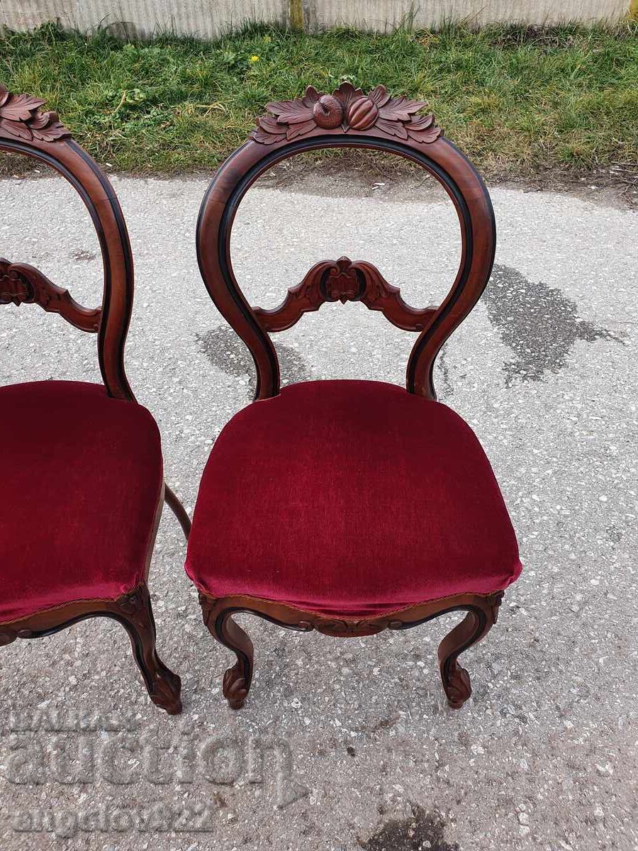 Аукцион Красиви винтидж столове масив!!!