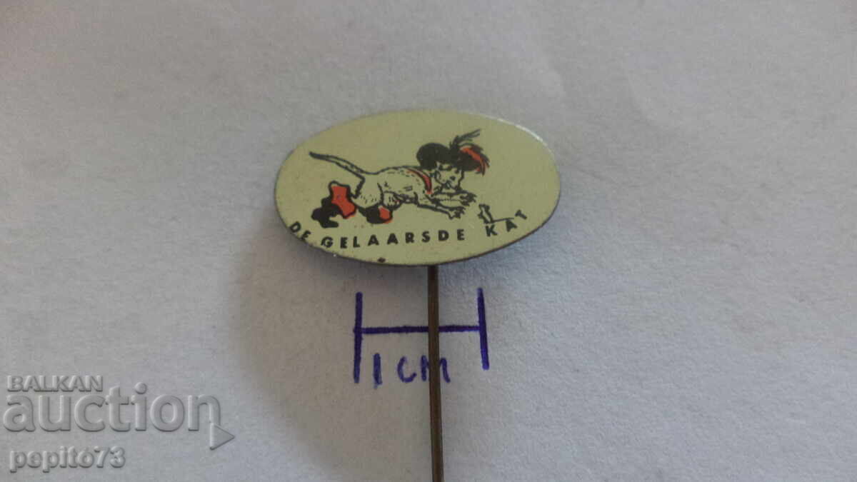 Advertising badge, Puss in Boots with price € 0.50 | 0.98 BGN