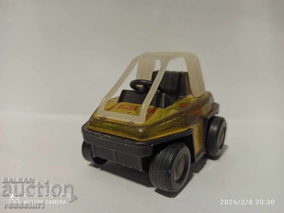Παλιό παιχνίδι Buggy σοσιαλιστικό μηχανισμό αδράνειας με τιμή € 2.50 | 4.89 BGN Παλιό παιχνίδι Buggy σοσιαλιστικό μηχανισμό αδράνειας με τιμή € 2.50 | 4.89 BGN