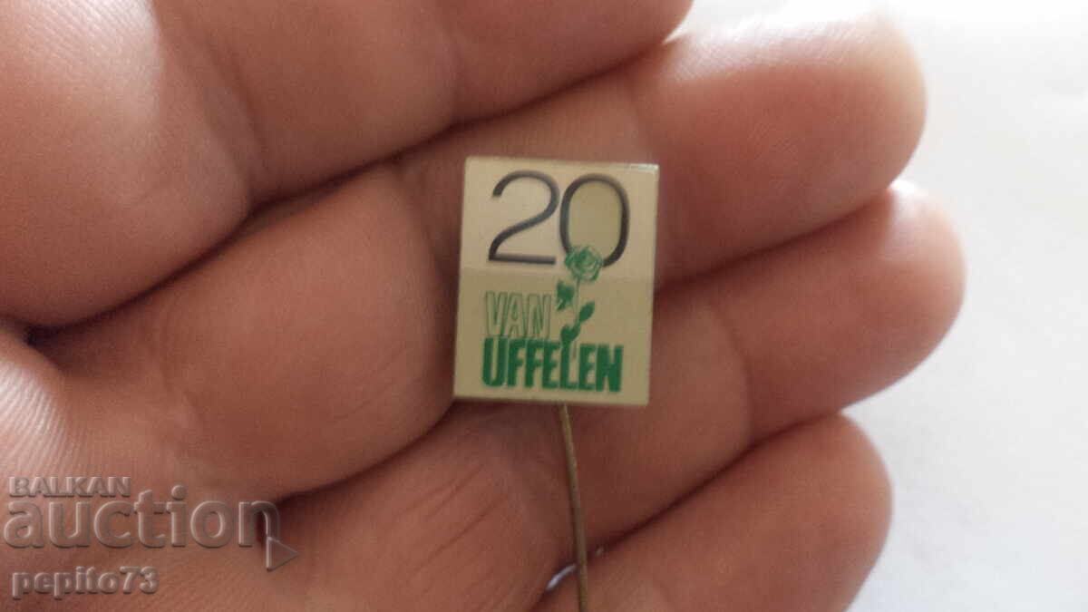 значка рекламна, Van Uffelen, марка дрехи с цена € 0.50 | 0.98 лв. значка рекламна, Van Uffelen, марка дрехи с цена € 0.50 | 0.98 лв.