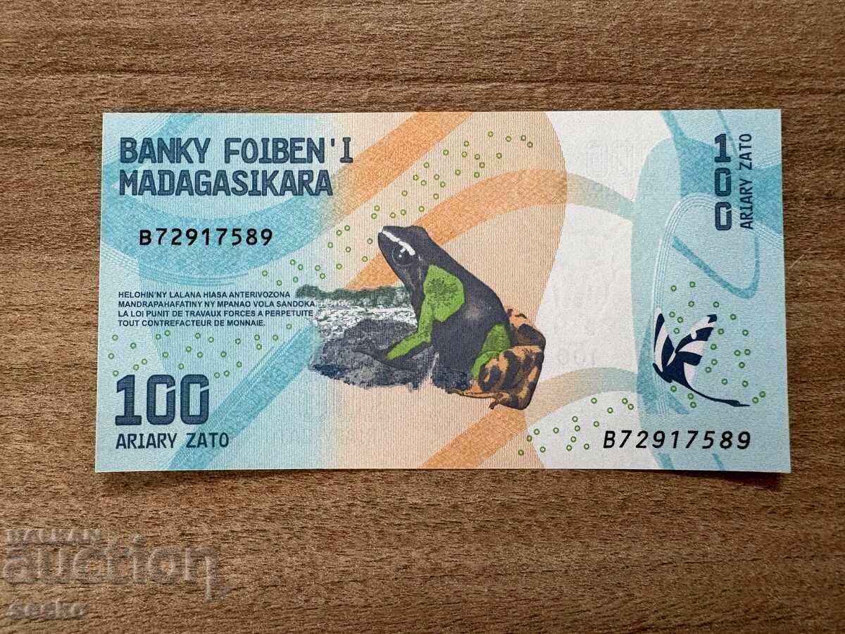 Мадагаскар - 100 ариари (2017) UNC