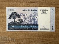 Мадагаскар - 100 ариари (2004) UNC