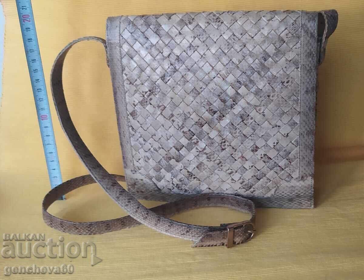 Geantă elegantă de damă din piele de șarpe - 6