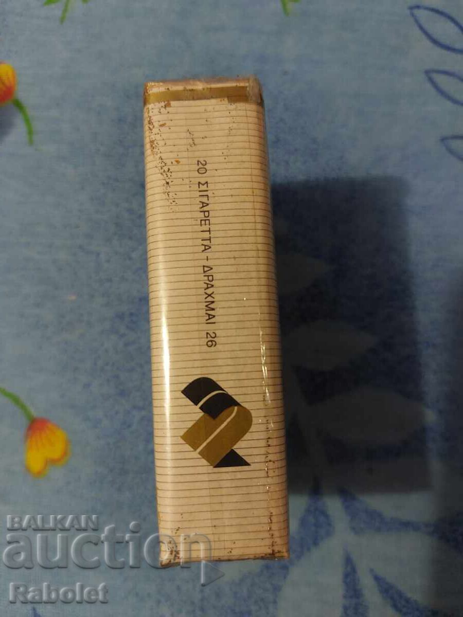 Auction Cigarettes for collection Auction Cigarettes for collection